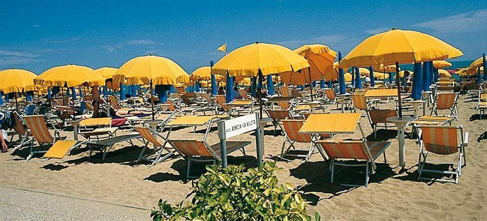 Hotel Venezia E La Villetta Lido di Jesolo Bagian luar foto