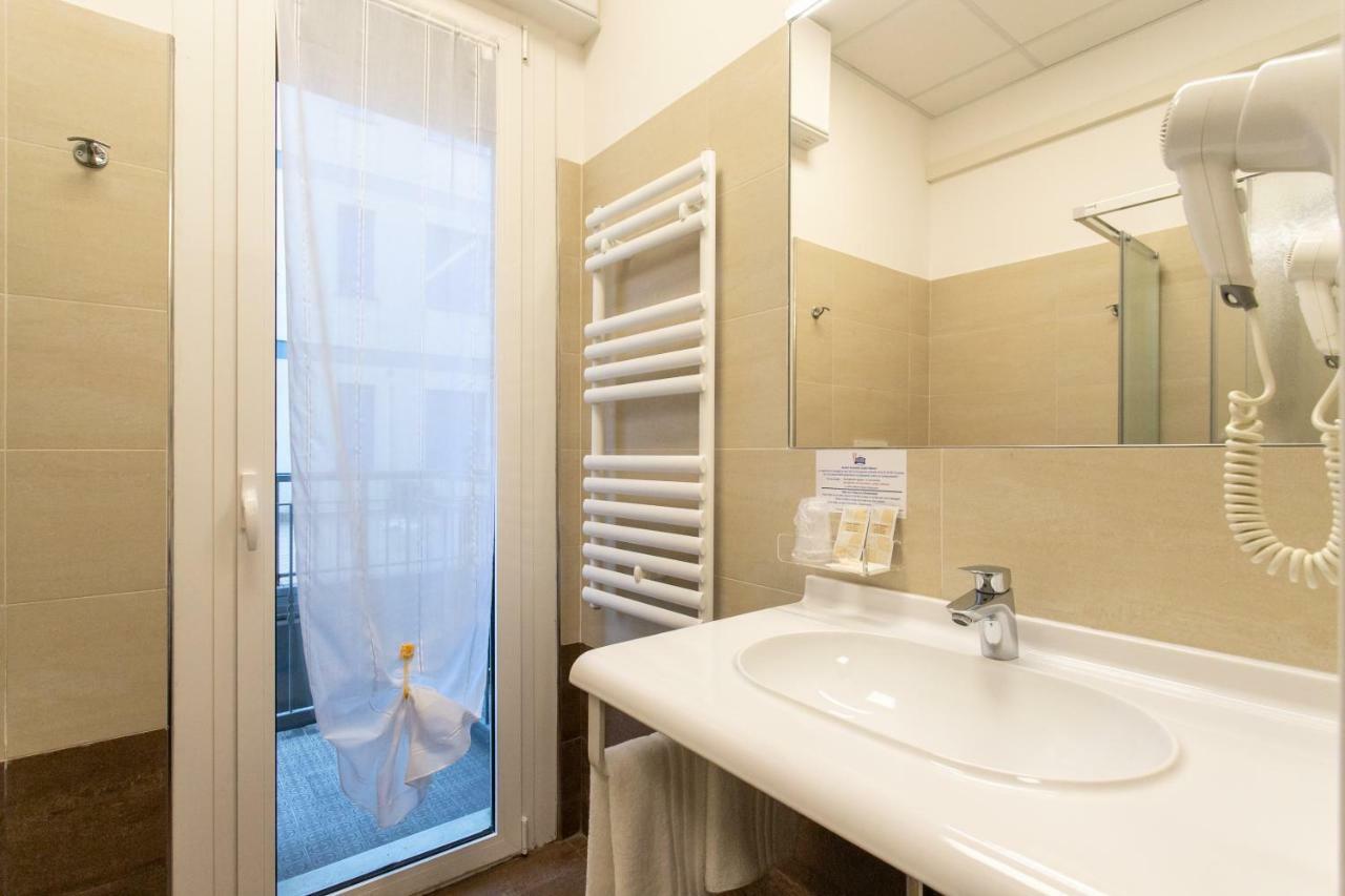 Hotel Venezia E La Villetta Lido di Jesolo Bagian luar foto