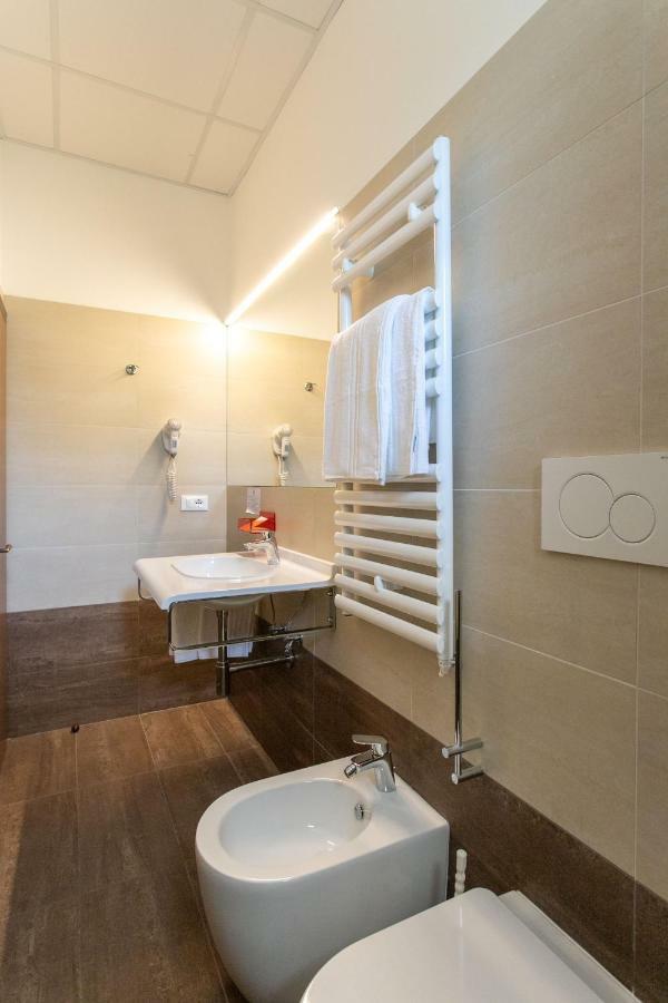 Hotel Venezia E La Villetta Lido di Jesolo Bagian luar foto