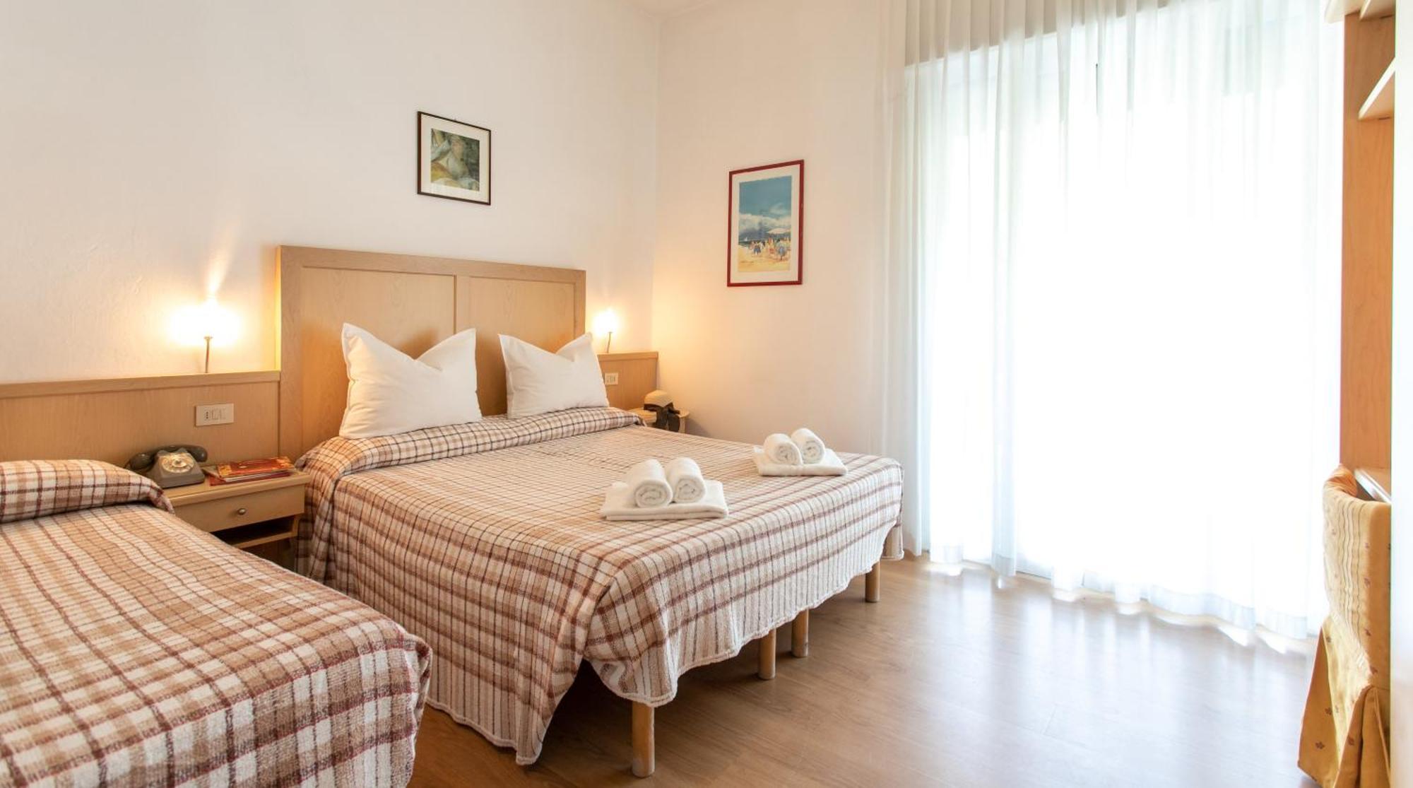 Hotel Venezia E La Villetta Lido di Jesolo Bagian luar foto