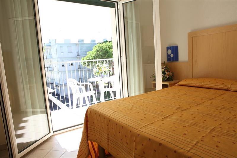 Hotel Venezia E La Villetta Lido di Jesolo Bagian luar foto